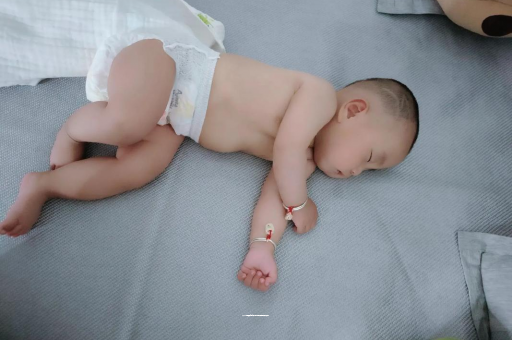 武义县宝宝口水多怎么回事